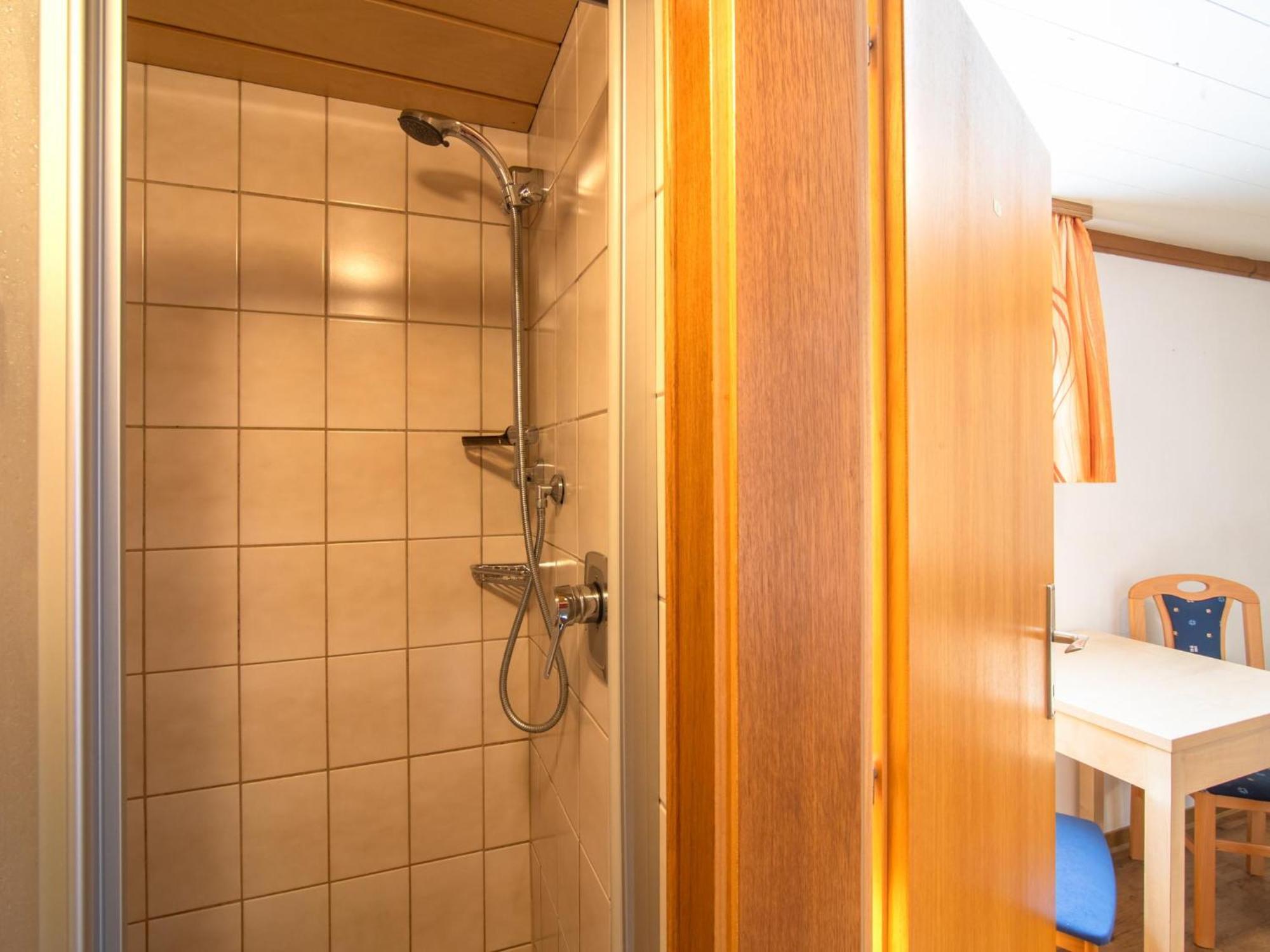 דירות צל אם צילר Haus Stock מראה חיצוני תמונה